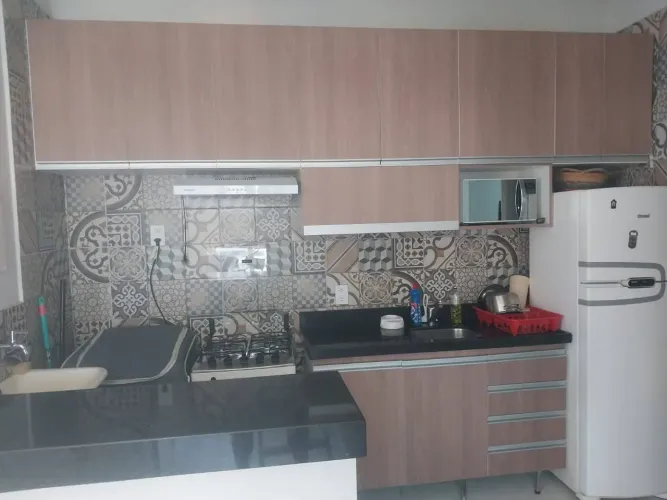 Armários adesivados para sua cozinha
