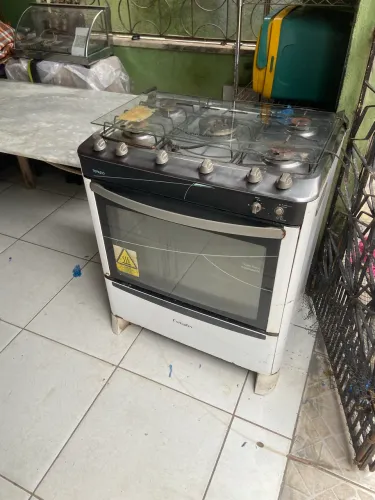FOGÃO E MESA DE MÁRMORE POR 150 REAIS 