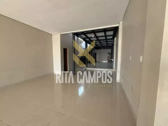 SALA COM MEZANINO NA 104 SUL