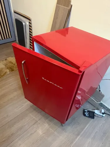 Frigobar Brastemp vermelho