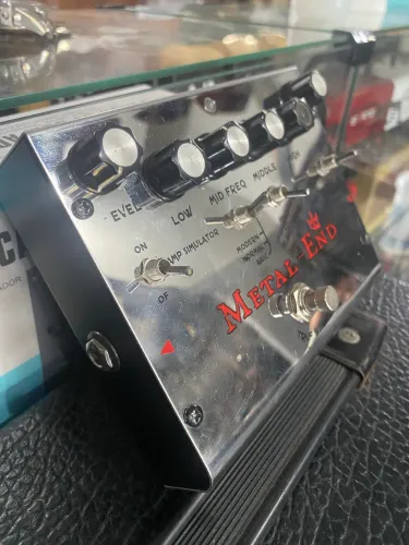 Distortion Com simulação de amp Aceito troca