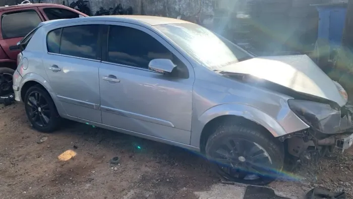 Sucata Vectra gtx para comercio de peças 