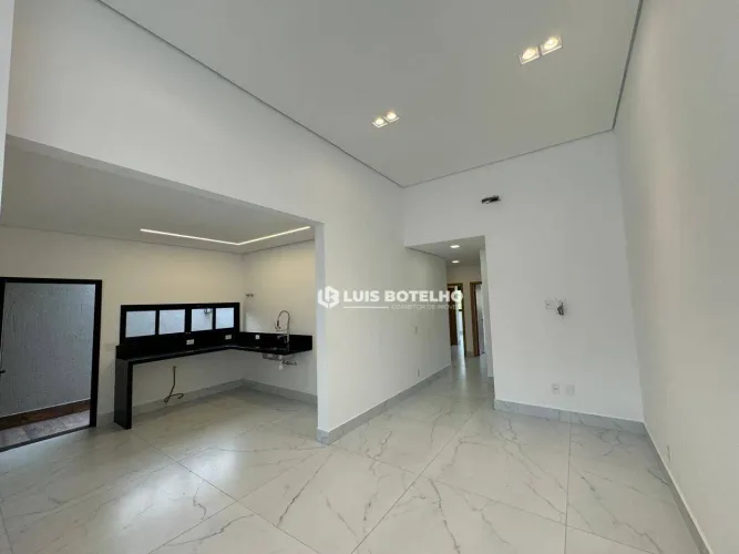 Casa térrea no Condomínio Reserva das Paineiras com 3 suítes e 4 vagas de garagem - R$ 1.1