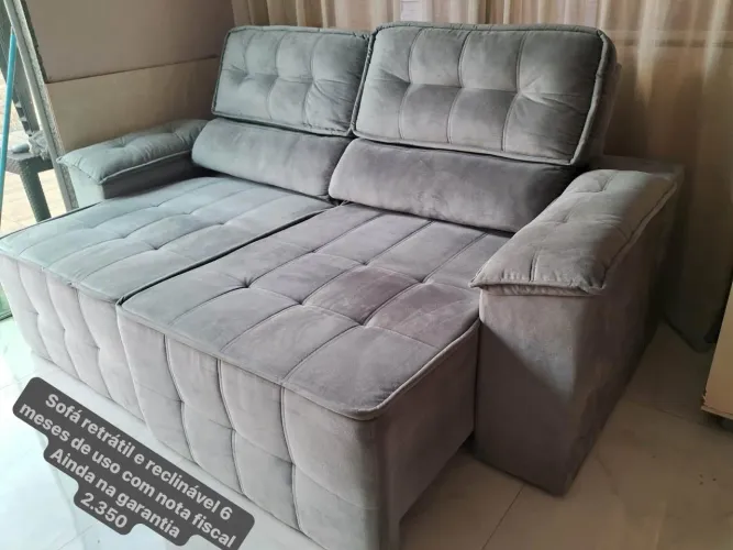 Sofá retrátil e reclinável semi novo
