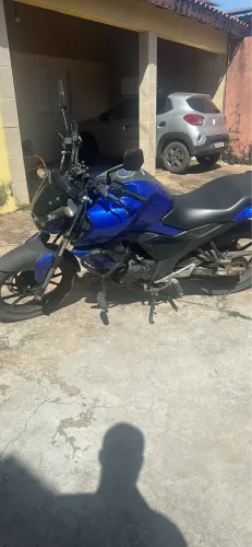 F15 2023 azul 