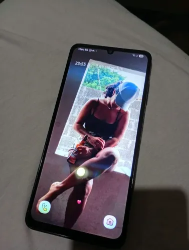 Vendo um Samsung AO6