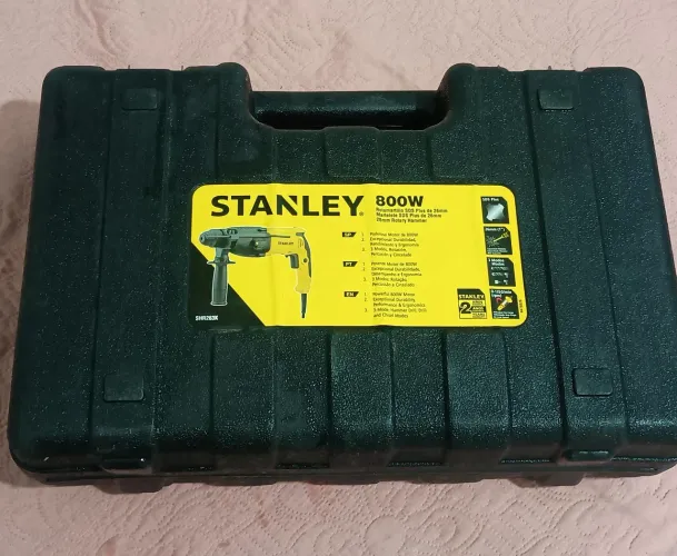 Furadeira Martelete Stanley 800w
