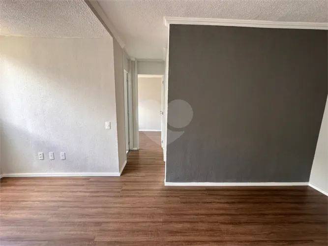 Apartamento á Venda com 2 quartos em Votorantim SP