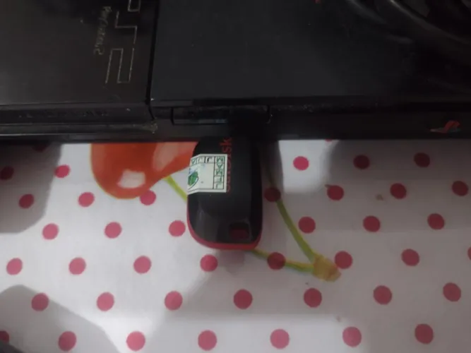 Vende-se PLAYSTATION 2 ORIGINAL PRA VENDER HOJE