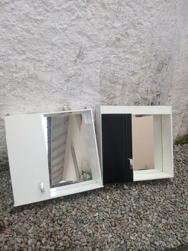 Espelheira de banheiro 50reais CADA
