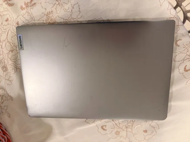 Notebook Lenovo IdeaPad 3 15ITL6 - Intel Core i3 - 4 GB RAM