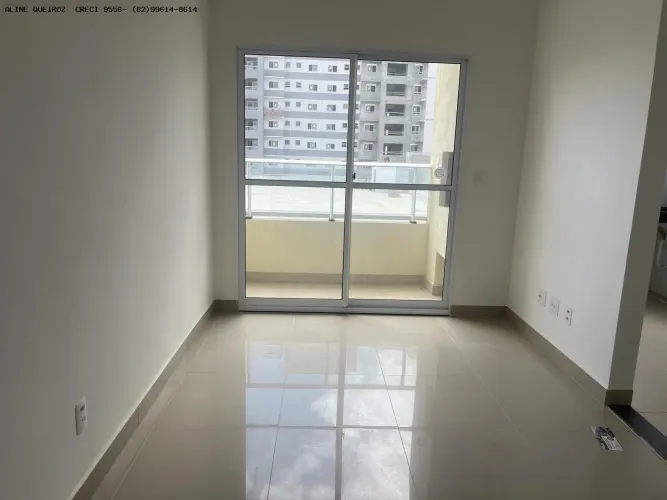 Apartamento 2 Quartos para Venda, 2 dormitórios, 1 suíte, 1 banheiro, 1 vaga