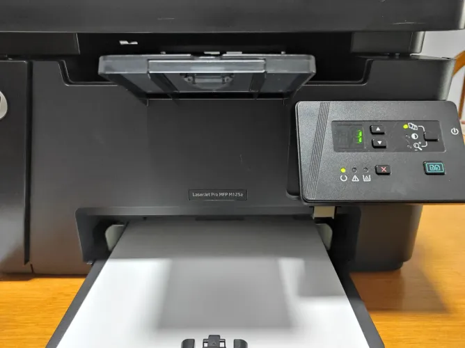 Impressora LaserJet Pro M125A + Transformador + Cabos