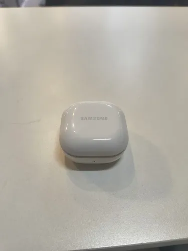 Caixa carregadora buds2 (não vem com o fone)