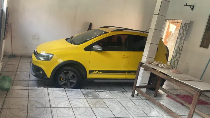 Volkswagen Crossfox 1.6 MI Total Flex 8V 5P 2012
