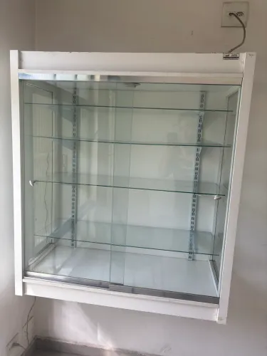 Vitrine expositora suspensa 