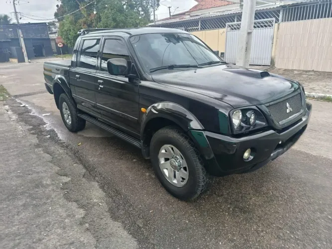 Mitsubishi L200 Sport HPE 2.5 4X4 CD DTI Dies. Aut. 2005