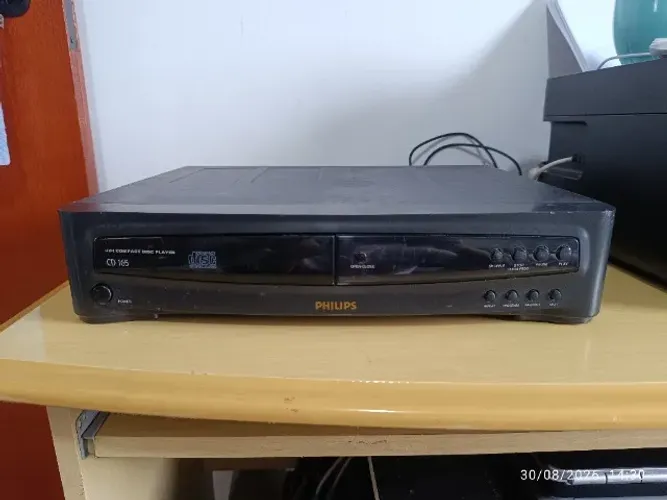 CD Player Philips CD 165 (não lê cd)