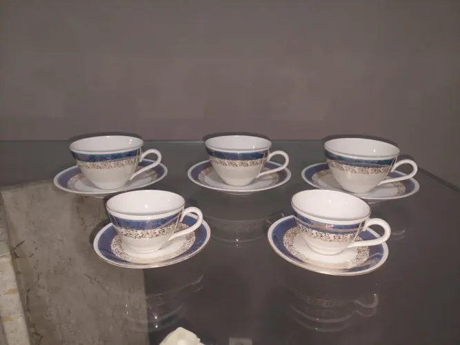 Xícaras de cha e café  com.pires renner vintage 