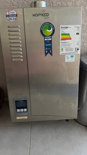 Aquecedor a Gás Komeco 22DI 22,5L GLP - Digital Inox (Excelente Estado