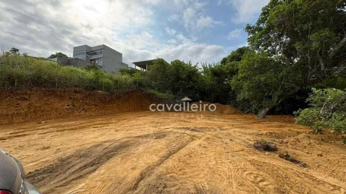 Lindo Terreno plano, Beira da Lagoa, 405 m² por R$ 250.000 - Jacaroá - Maricá/RJ