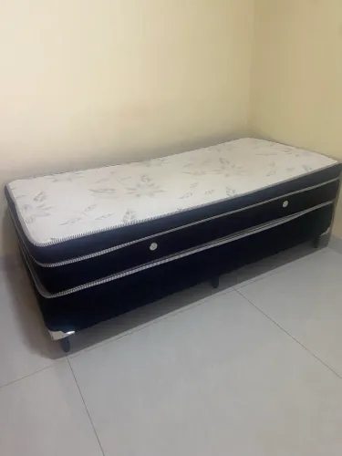Cama de solteiro 