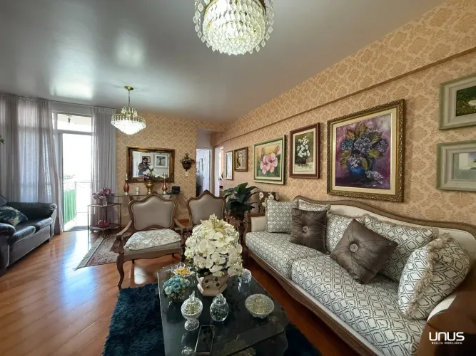 Apartamento com 2 dormitórios no Balneário, Florianópolis.