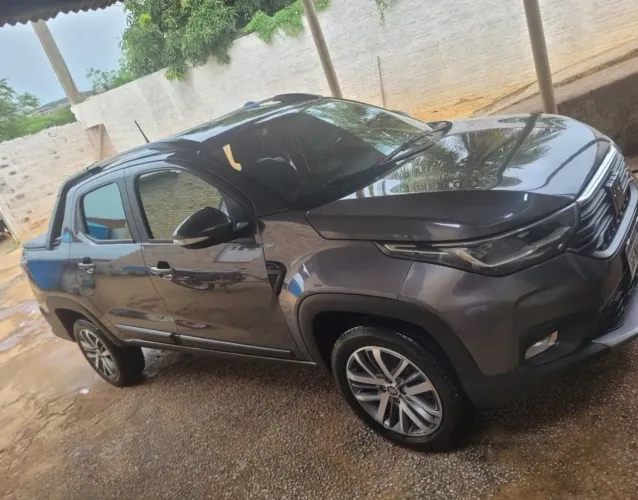 Fiat Strada Volcano 1.3 Flex 8V CD 2021