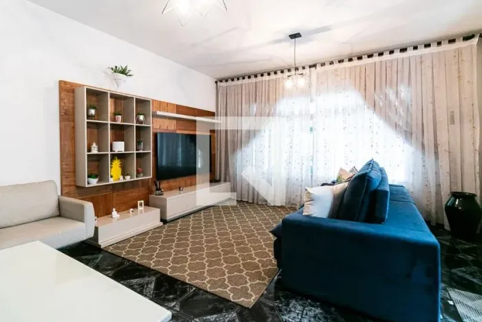 Casa à Venda - Vila Carrão, 3 Quartos, 200 m2