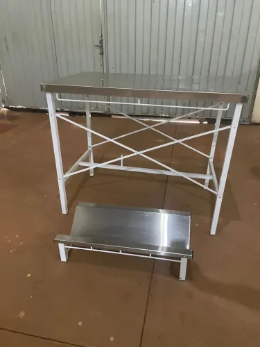 Mesa Cirúrgica Inox