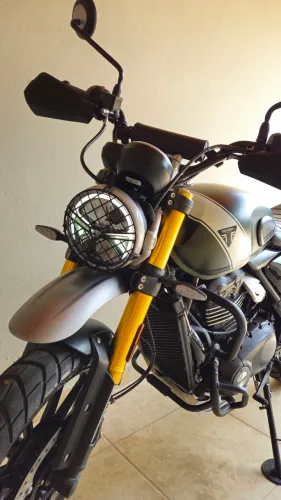 Triumph Scrambler 400X