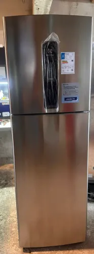 Geladeira Electrolux inox