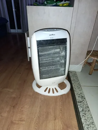 AQUECEDOR BRITÂNIA 1200W - FUNCIONANDO PERFEITAMENTE