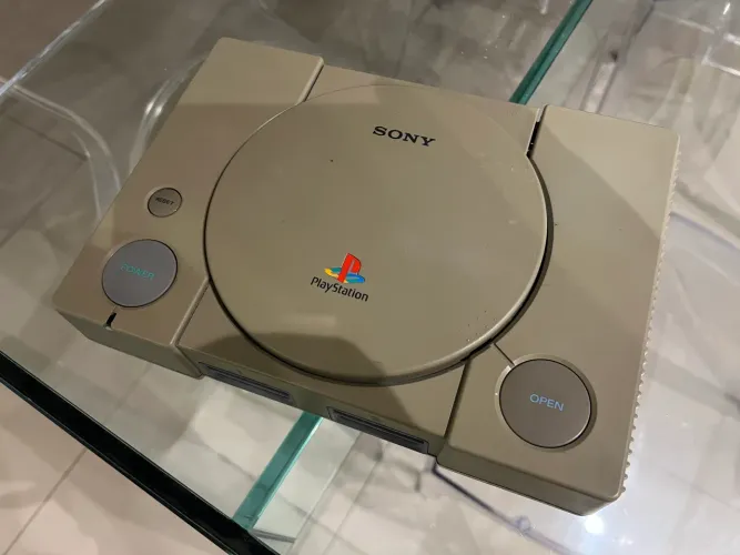 Playstation 1 , leia o anucio
