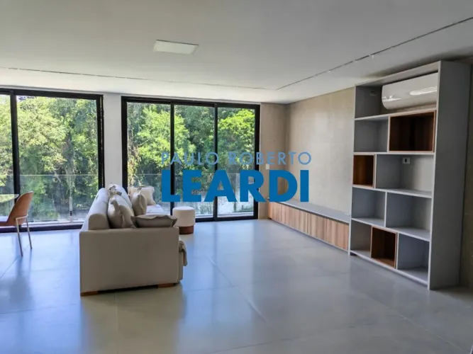 CASA EM CONDOMÍNIO - CONDOMÍNIO ARUJÁ 5 - SP