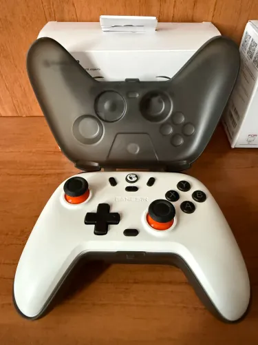 Pro Controller Gamesir com Hall Efect (Switch 1/2)