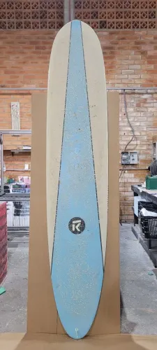 Prancha de Surf - KR - Medidas 9 2? x 22 3/8 x 2 7/8 = 63,6 litros