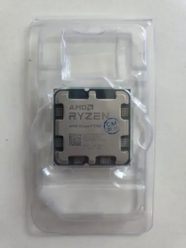 RYZEN 7 7700