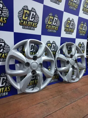 Calota Fiat Mobi aro 13 original usada. R$25,00 cada calota. Disk entrega 