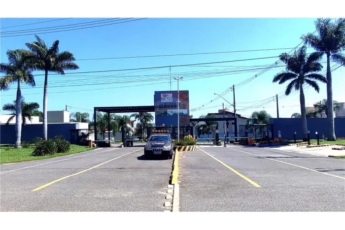 Construa Seu Futuro no Palm Park - Terreno à Venda!