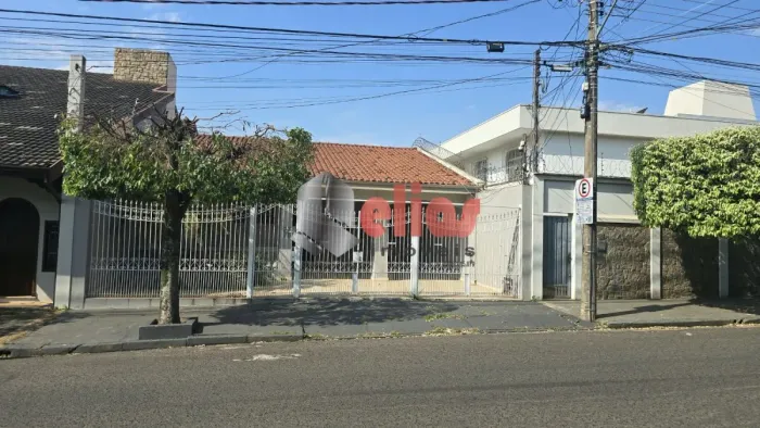 Casa para aluguel com 220 m² e 4 quartos em Vila Aeroporto Bauru, Bauru - SP