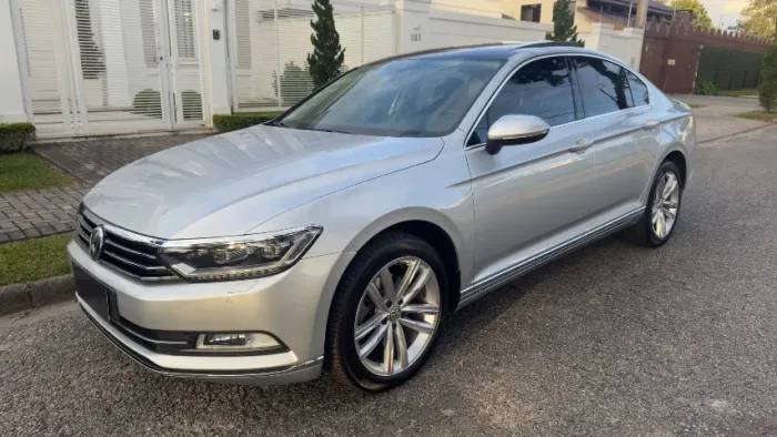 Volkswagen Passat Highline 2.0 TSI 220cv Tip. 2018