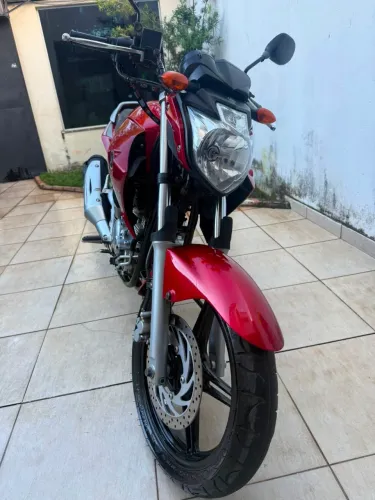 Vendo Moto Fazer 250