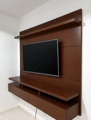 Painel de TV suspenso em madeira MDF 