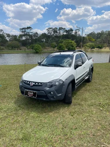 Fiat Strada Adventure1.8/ 1.8 Locker Flex CD 2019