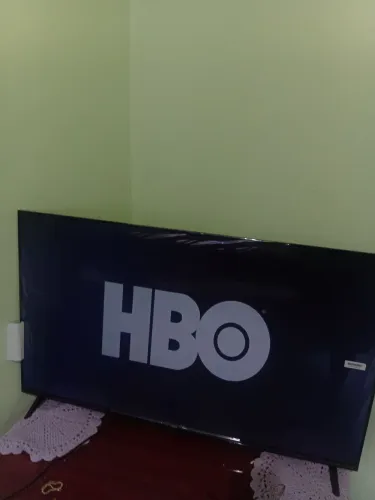 Vendo TV 43 Polegadas Q led