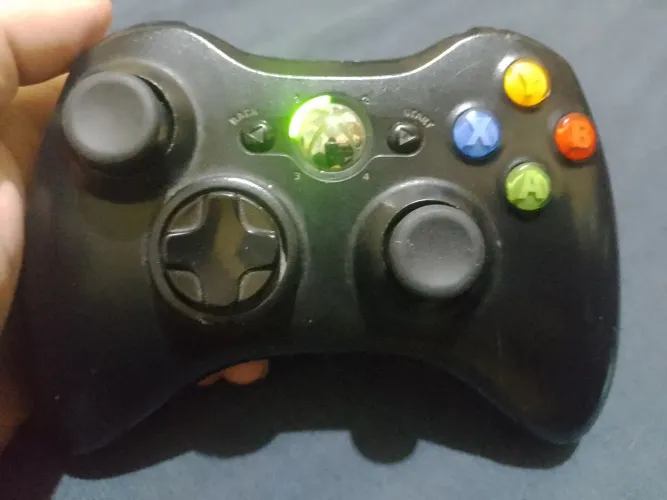 Vendo controle original do Xbox 360 leia a descrição antes de me mandar mensagem !