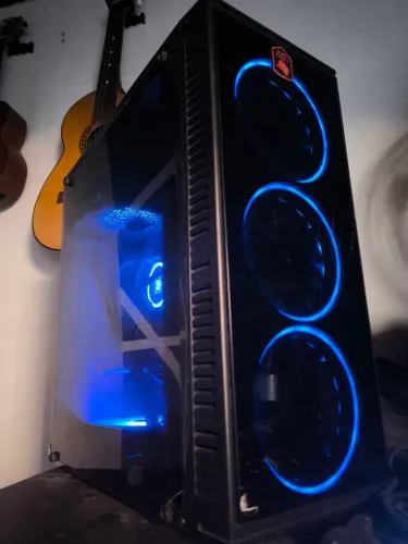 Pc gamer i3 9100+ 16 de ram + RX 5704GB e Monitor 21.5
