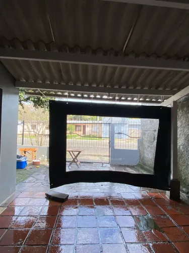 Toldo de lona 3 metros por 2. Ideal para cortar o vento