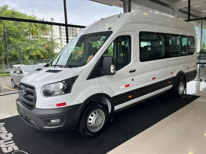 Ford Transit Minibus 18 Lug. 2.0 16V DIE Aut. 2026